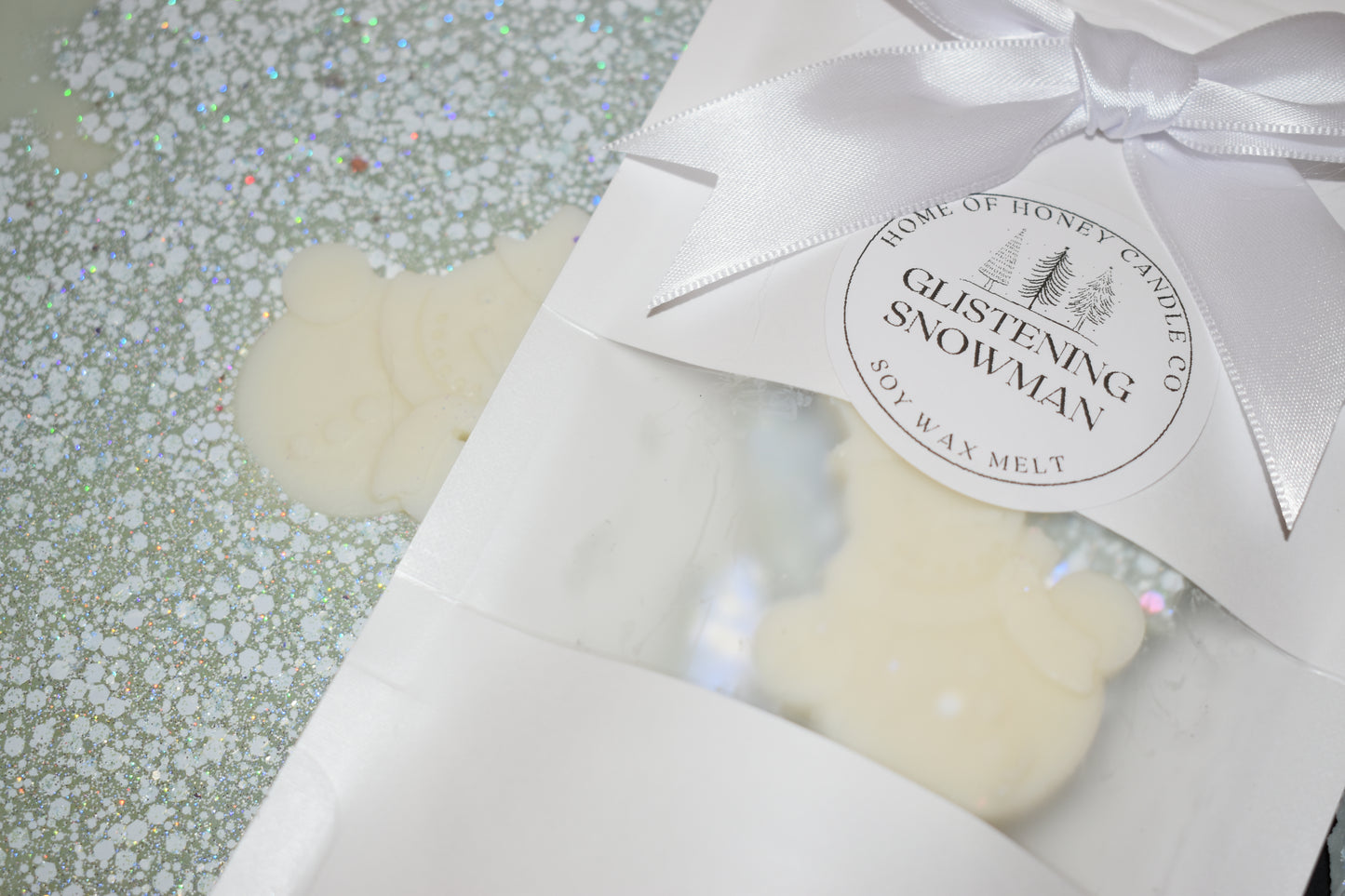 Glistening snowman brittle