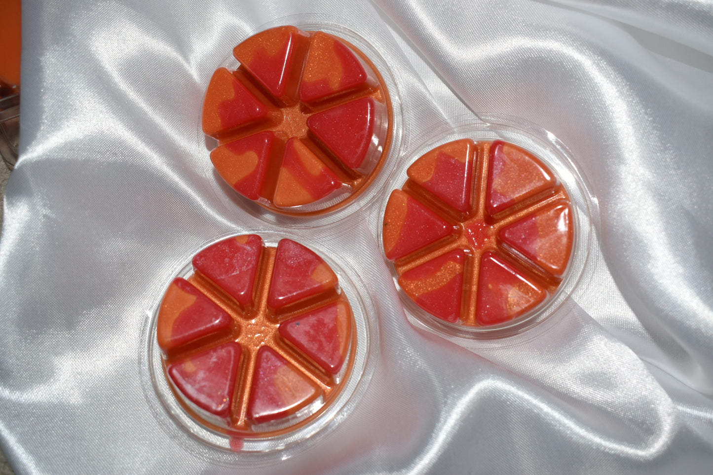 Bloodied orange deli pot