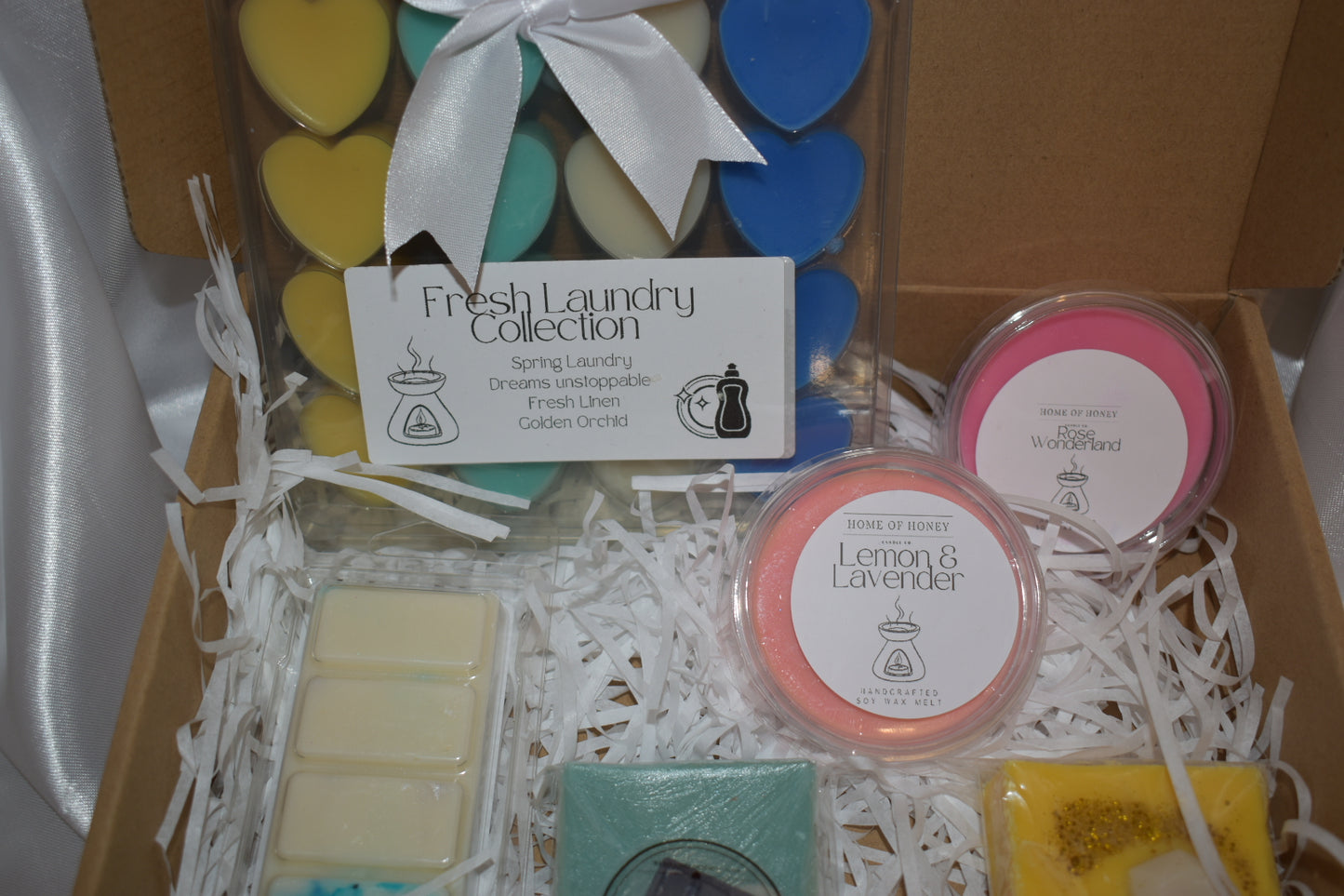 Surprise sample boxes