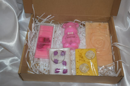 Surprise sample boxes