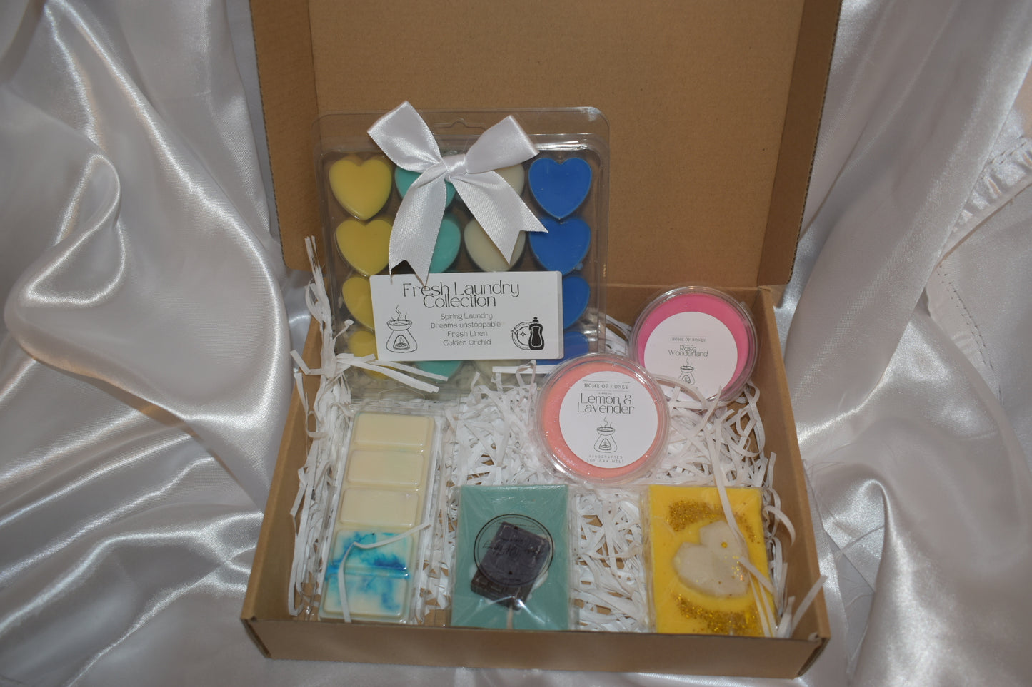 Surprise sample boxes